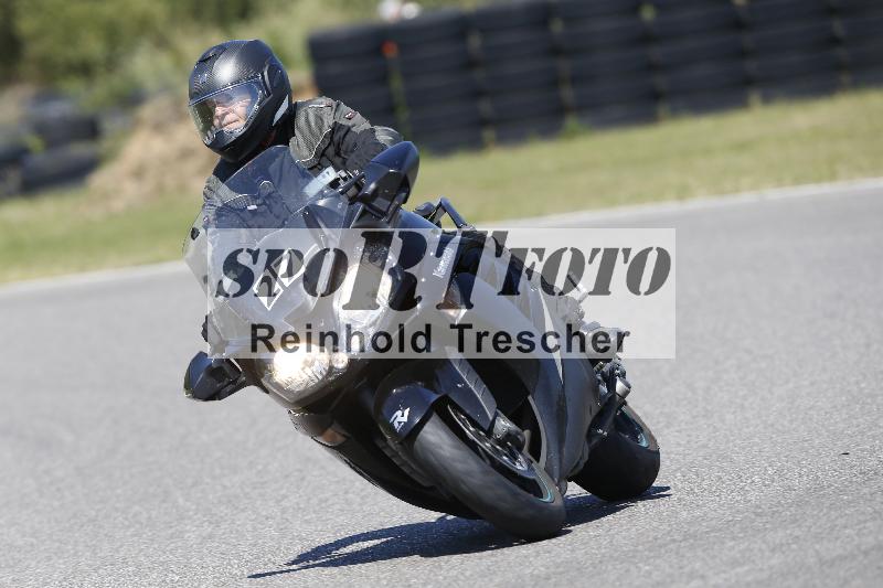 /Archiv-2025/48 25.08.2025 Cornu Master School ADR/blau-bleu/27